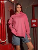 ⁦هودي قطن صيفي للبنات: 3 إطلالات حضرية 2026⁩ - الصورة ⁦2⁩