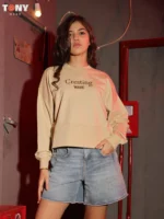 ⁦بلوزة صيفية قطنية للبنات بتصميم بسيط: 3 إطلالات أساسية 2026⁩ - الصورة ⁦2⁩