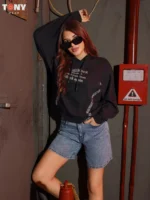 3 أنماط حضرية: سترة هوديي ميلتون واسعة للفتيات لفصل الشتاء 2026